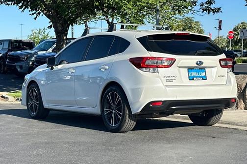 Crystal White Silica 2021 Subaru Impreza Base