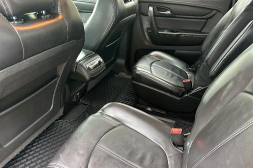 White Diamond Tri-Coat 2014 GMC Acadia SLT-1