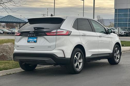 Oxford White 2022 Ford Edge SEL