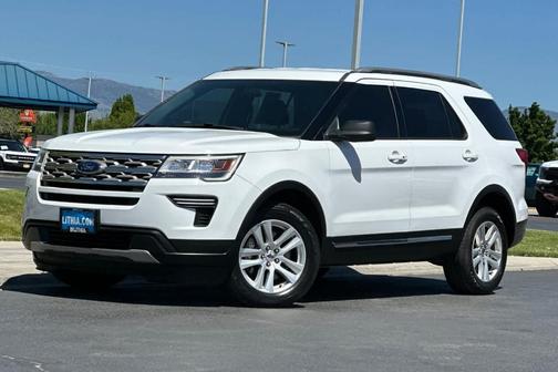 Oxford White 2018 Ford Explorer XLT