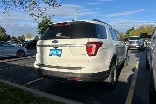 Oxford White 2018 Ford Explorer XLT