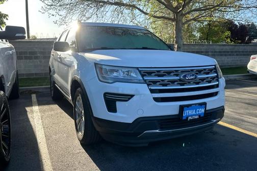 Oxford White 2018 Ford Explorer XLT