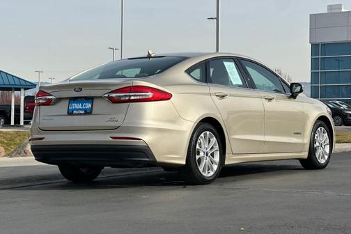 2019 Ford Fusion Hybrid SE