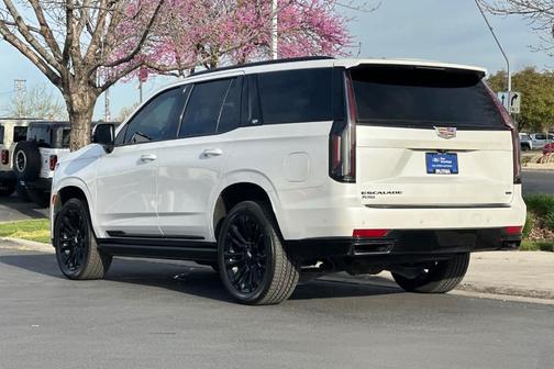 2022 Cadillac Escalade Sport Platinum