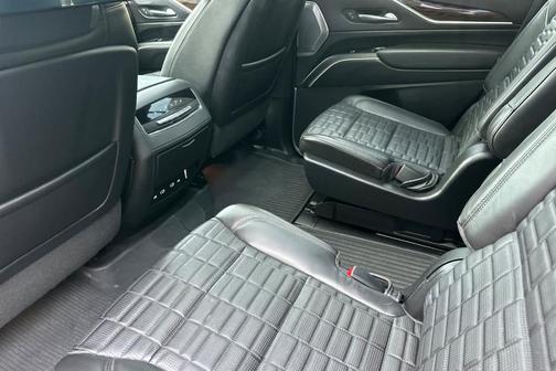 2022 Cadillac Escalade Sport Platinum