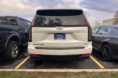 2022 Cadillac Escalade Sport Platinum