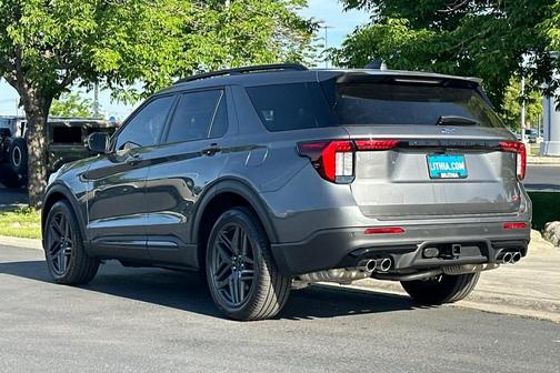 Carbonized Gray Metallic 2026 Ford Explorer ST