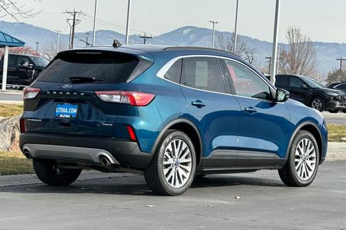 2020 Ford Escape Titanium Hybrid