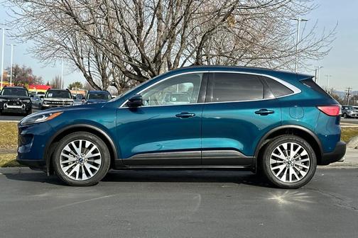 2020 Ford Escape Titanium Hybrid