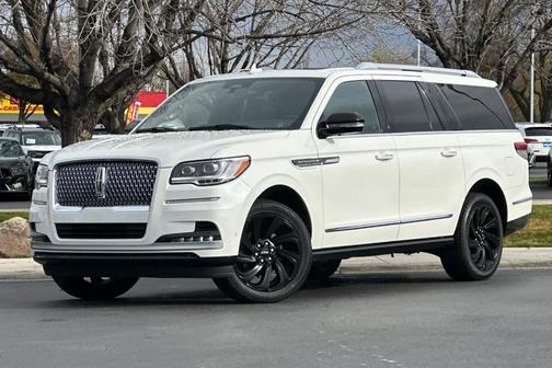 Pristine White 2024 Lincoln Navigator L Reserve