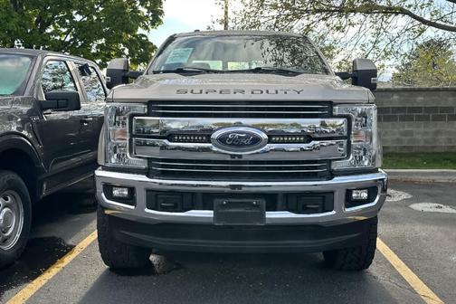 White Gold 2017 Ford F-250 Lariat