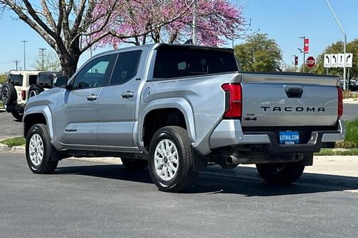 2024 Toyota Tacoma SR5