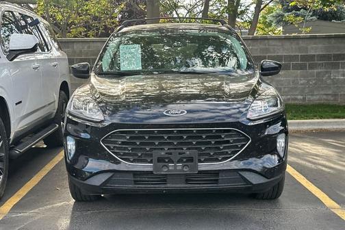 Agate Black Metallic 2022 Ford Escape SEL