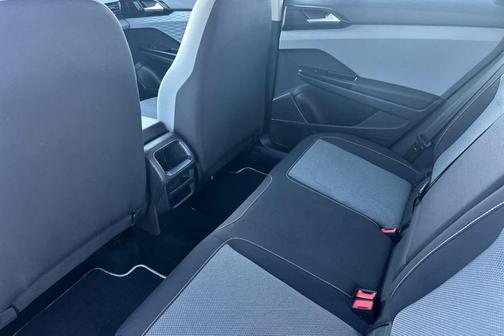 2022 Volkswagen Taos 1.5T S