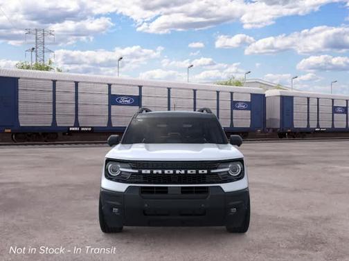 Oxford White 2026 Ford Bronco Sport Outer Banks