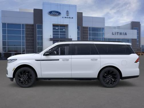 Star White 2026 Lincoln Navigator L Reserve