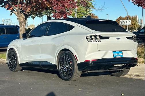 2022 Ford Mustang Mach-E GT
