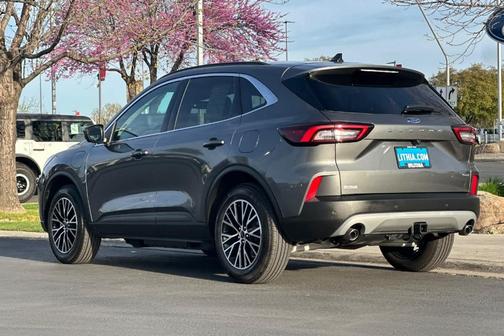Carbonized Gray Metallic 2025 Ford Escape PHEV
