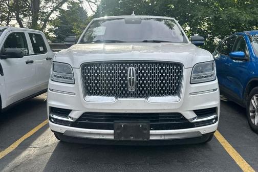 White Platinum Tri-Coat Metallic 2019 Lincoln Navigator Reserve
