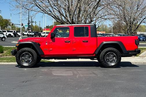 Firecracker Red Clearcoat 2020 Jeep Gladiator Rubicon
