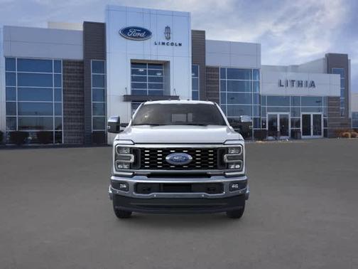 Oxford White 2026 Ford F-350 Lariat Super Duty