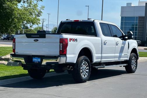 Oxford White 2021 Ford F-250 Lariat