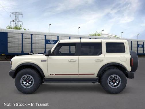 Wimbledon White 2026 Ford Bronco Outer Banks