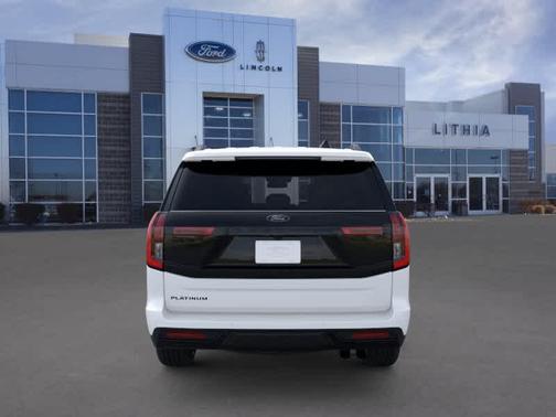 Star White 2026 Ford Expedition Platinum
