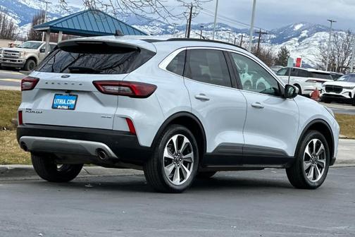 2025 Ford Escape Platinum