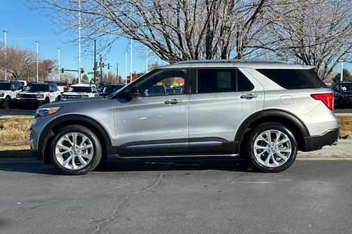 2023 Ford Explorer Platinum