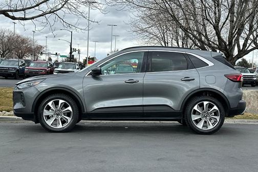 2025 Ford Escape Platinum