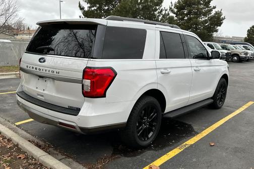 2024 Ford Expedition XLT