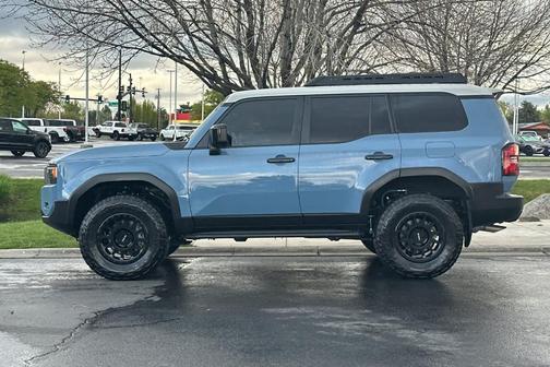 2025 Toyota Land Cruiser 