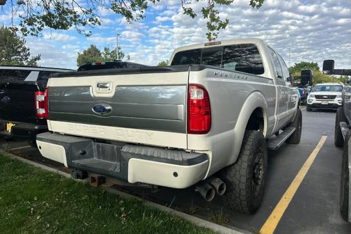 White Platinum Tri-Coat Metallic 2015 Ford F-350 Platinum