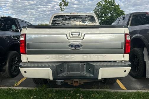White Platinum Tri-Coat Metallic 2015 Ford F-350 Platinum
