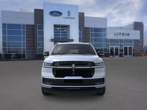 Gray Mist Metallic 2026 Lincoln Navigator L Reserve