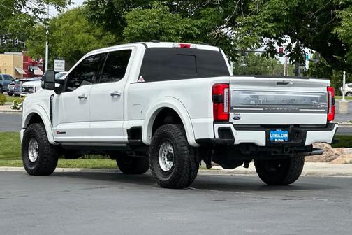 Star White 2024 Ford F-250 Platinum