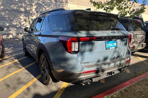 Vapor Blue Metallic 2025 Ford Explorer ST