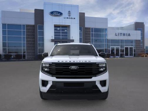 Space Silver 2026 Ford Expedition Platinum