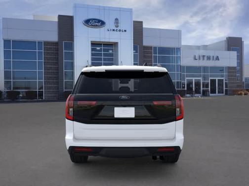 Star White 2026 Ford Expedition Tremor