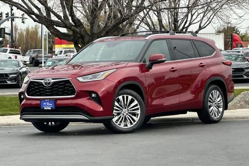 Ruby Flare Pearl 2023 Toyota Highlander Platinum