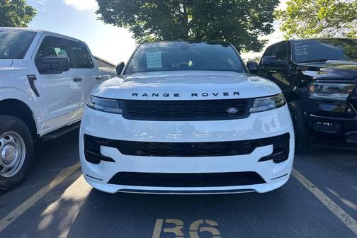 Fuji White 2024 Land Rover Range Rover Sport Dynamic SE