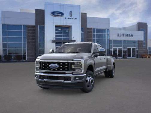 Carbonized Gray Metallic 2026 Ford F-350 Lariat Super Duty