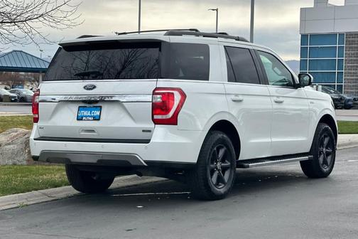 Star White 2021 Ford Expedition XLT