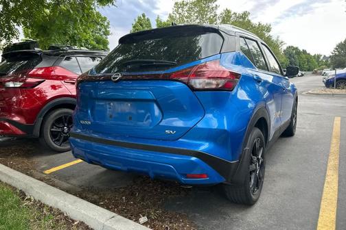 Blue 2022 Nissan Kicks SV
