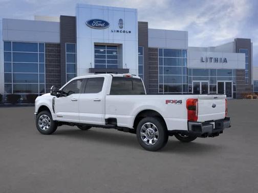 Oxford White 2026 Ford F-350 Lariat Super Duty