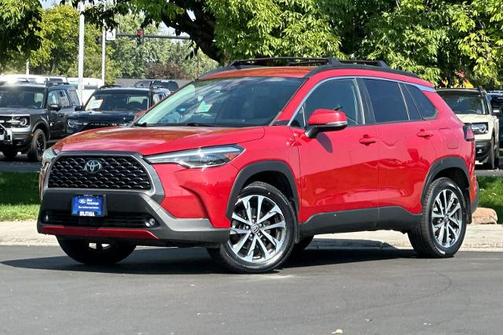 2022 Toyota Corolla Cross XLE