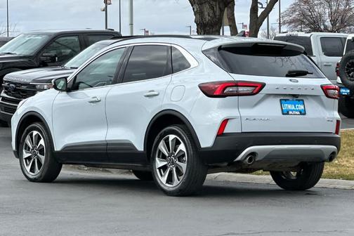 2025 Ford Escape Platinum