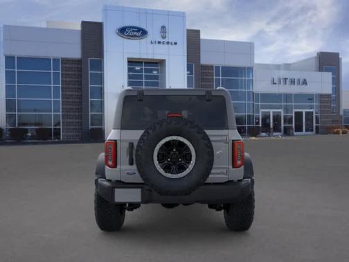 Avalanche Gray Metallic 2026 Ford Bronco Outer Banks