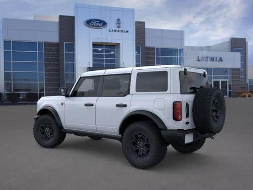 Oxford White 2026 Ford Bronco Badlands